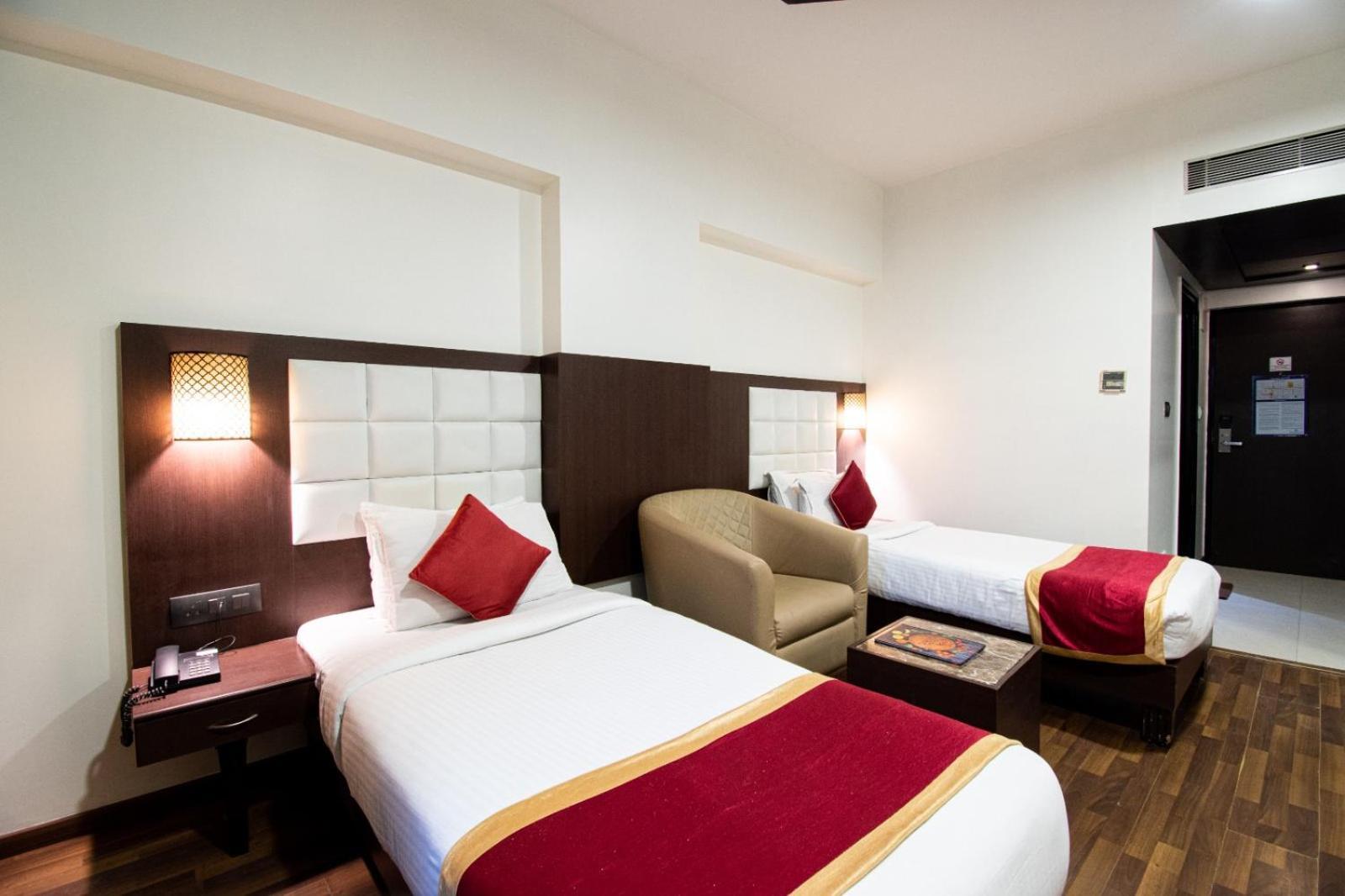 Akshaya Aura Otel Bangalore Dış mekan fotoğraf
