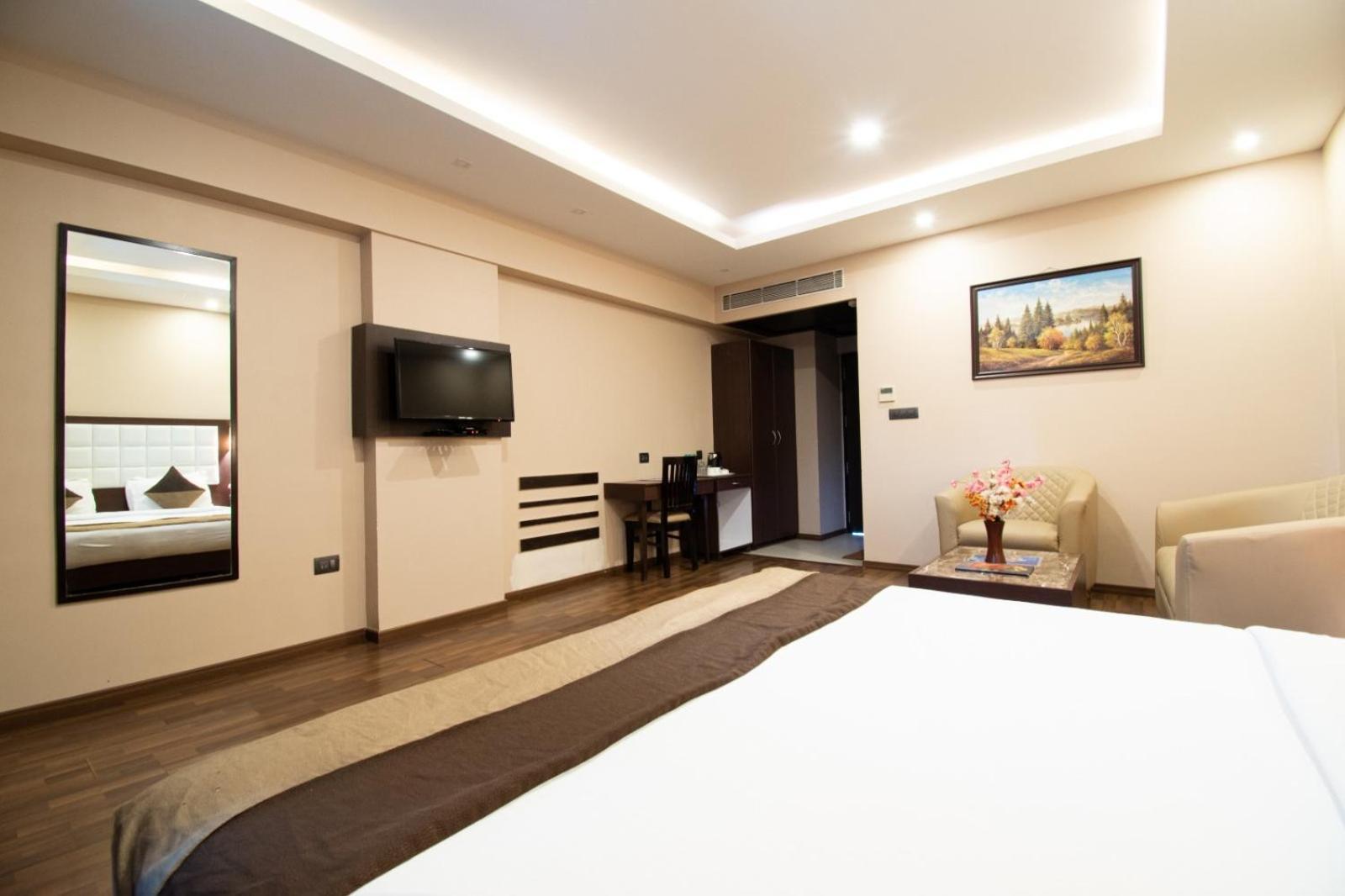 Akshaya Aura Otel Bangalore Dış mekan fotoğraf