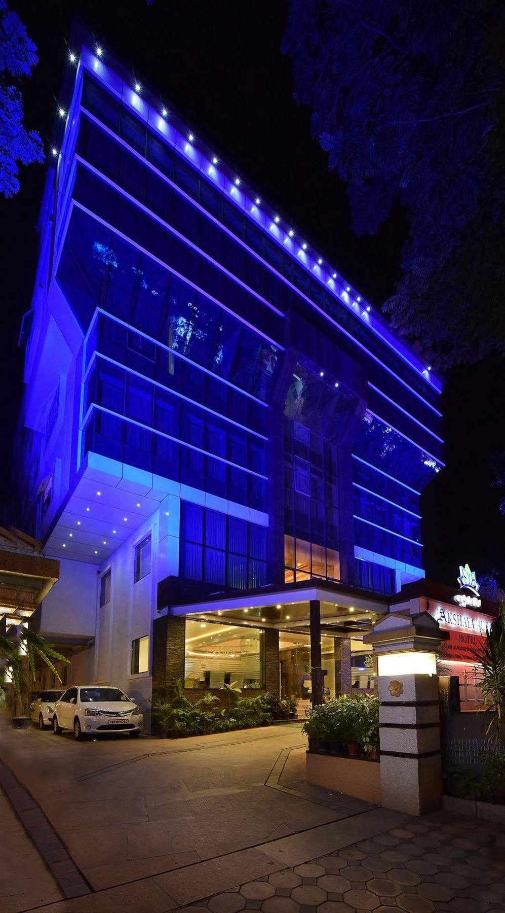 Akshaya Aura Otel Bangalore Dış mekan fotoğraf
